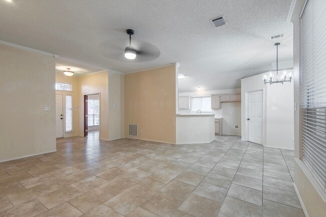 Foto del edificio - 10217 Max Ln