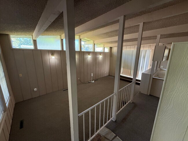 Foto del edificio - 2126 N 1060 W St