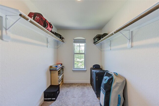Building Photo - 2415 Flowering Brook Ln
