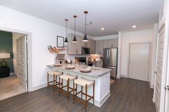 Building Photo - Sugarloaf Grove