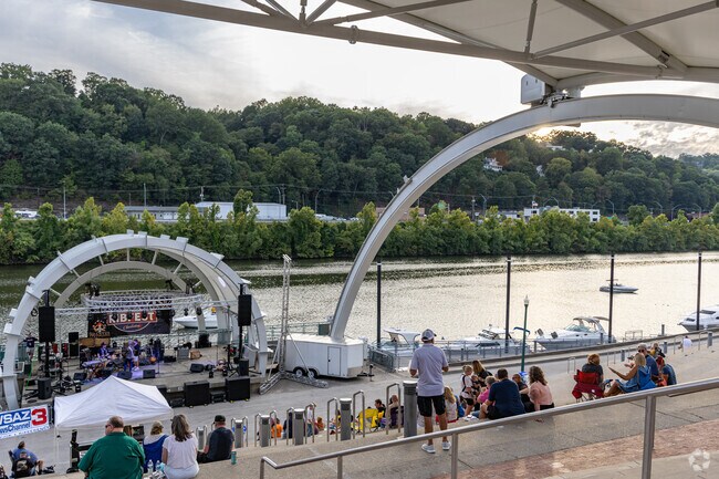 Catch a live show at Haddad Riverfront Park.
