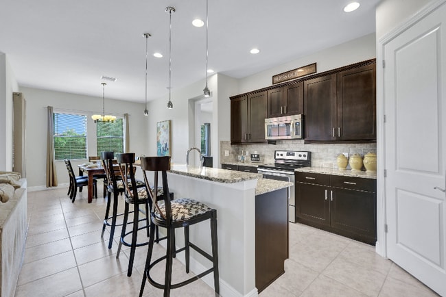 Building Photo - 12699 Fairington Way