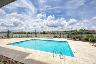 Building Photo - 3001 River Towne Way