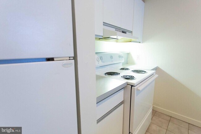 Foto del edificio - 130 Arch St