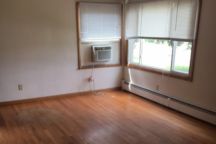 Foto principal - 409 Cottage Grove Rd