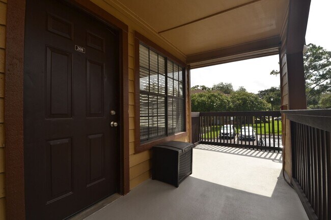 Foto del edificio - Corner Unit 1/1 Condo in Altamonte ~ Gated...