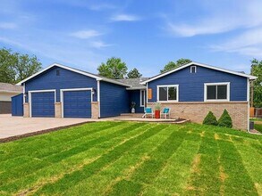 Building Photo - 2525 50th Ave