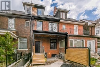 Building Photo - 379 St Clarens Ave