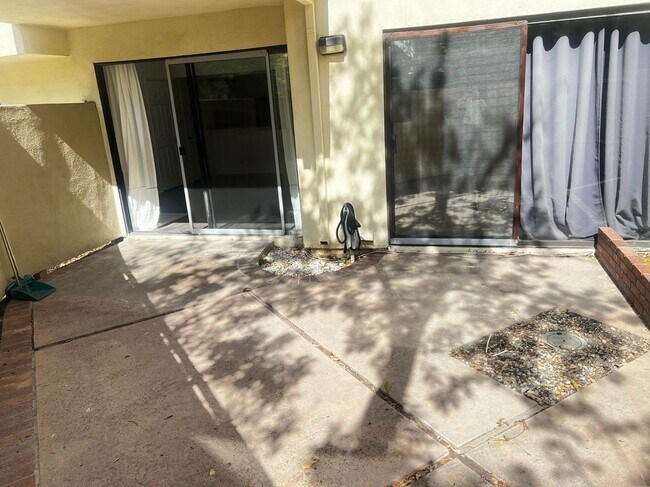 Foto del edificio - 13104 Glen Ct