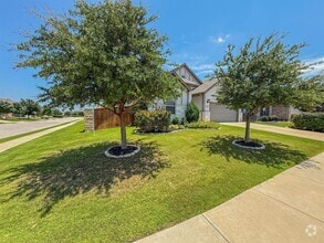 Building Photo - 128 Regents Ln