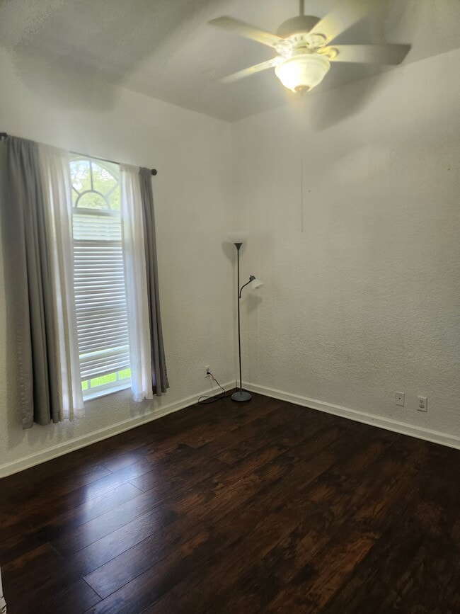 Foto del edificio - 442 SE 36th Terrace