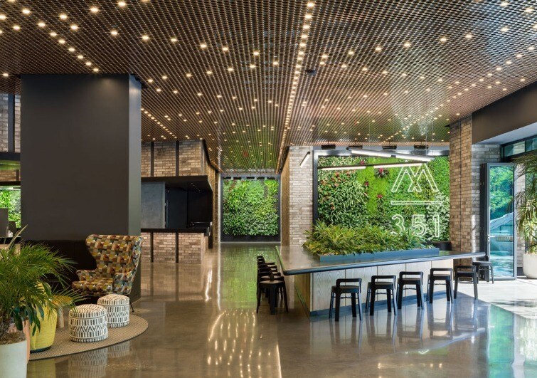 Foto principal - 355 Marin Blvd