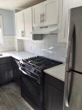 Building Photo - 638 Cora Pl