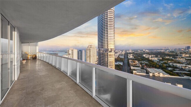 Foto del edificio - 450 Alton Rd