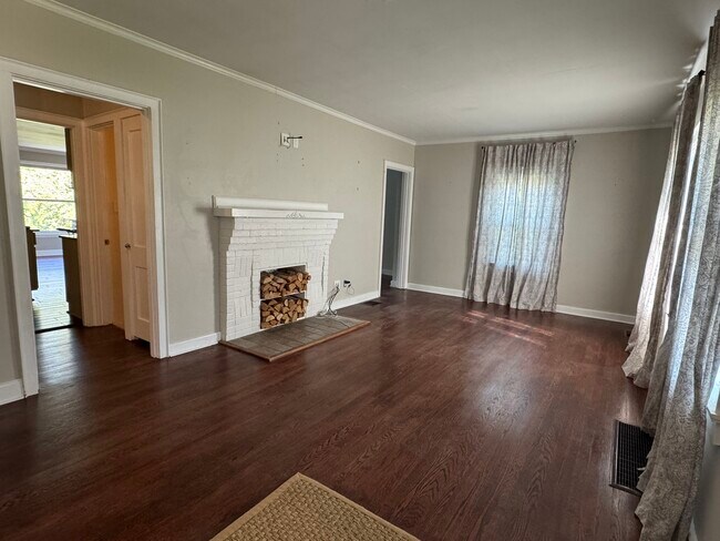 Foto del edificio - 5408 Villa Rd