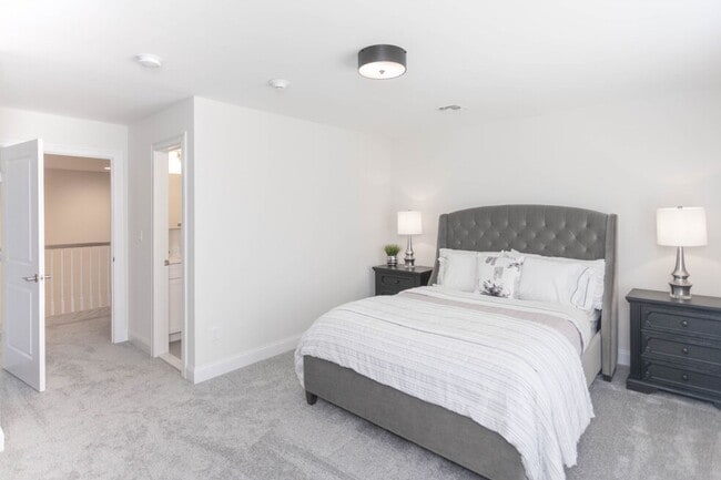 Interior Photo - The Villas at Setauket