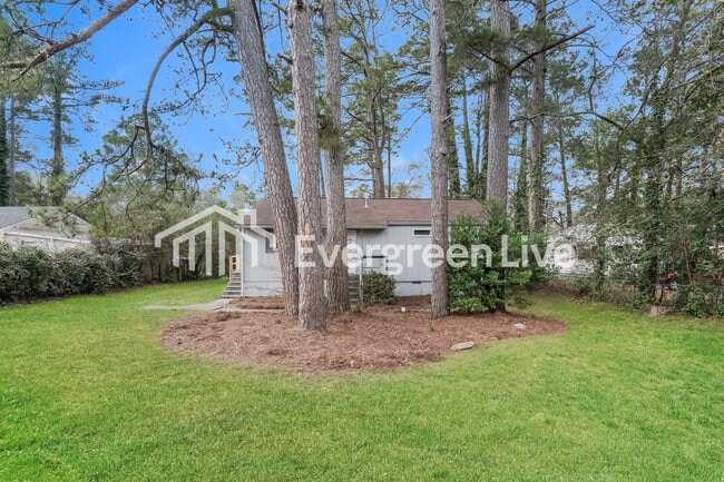 Building Photo - 2835 Fairmount St