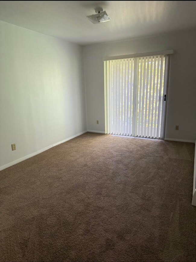 Building Photo - 9531 W Beloit Rd