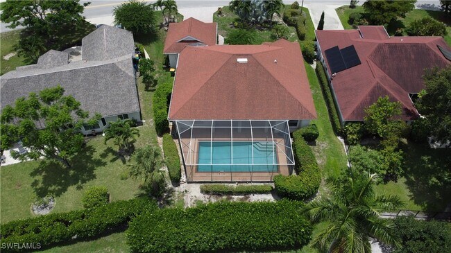 Building Photo - 592 Lambton Ln