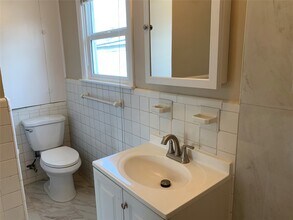 Building Photo - 307 Avondale St