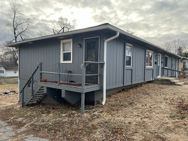 Building Photo - 109 McDanield St