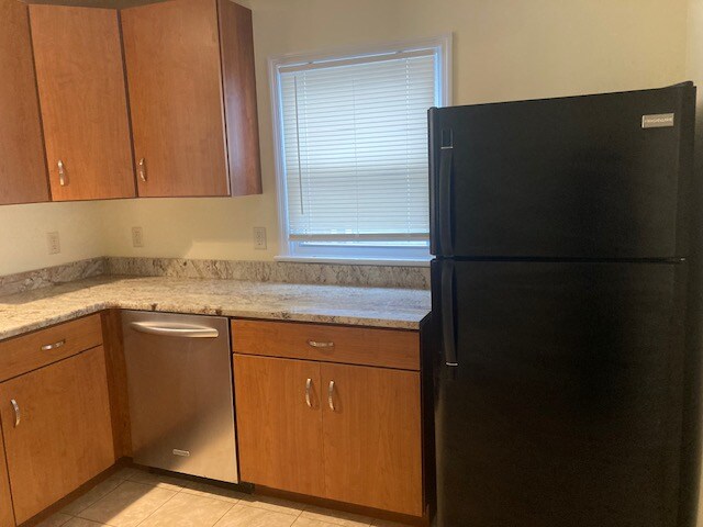 Foto del edificio - 401 Hillcrest Blvd