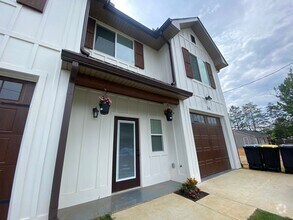 Building Photo - 34 Lyons Dr NW