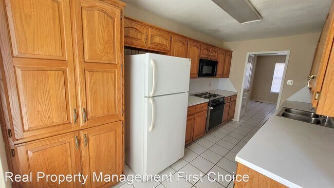 Foto del edificio - 3 br, 2.5 bath House - 1204 South 41st Circle