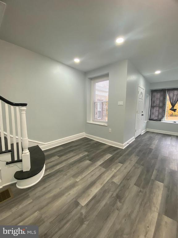 Building Photo - 6716 Cobbs Creek Pkwy