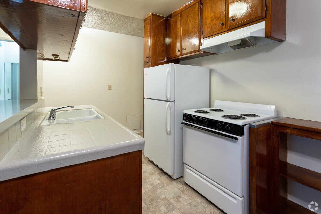 Lido Apartments 1711 Corinth Avenue Apartments in Los Angeles, CA