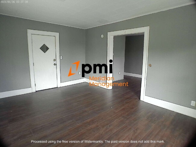 Building Photo - SUMMER RENTAL SPECIAL