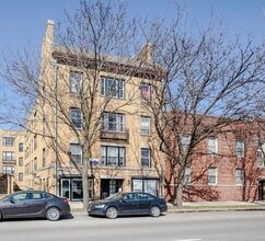 Building Photo - 3806 W Irving Park Rd