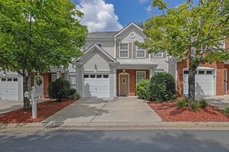 Building Photo - 13491 Spring View Dr