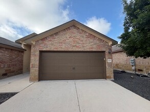 Building Photo - 1129 Stanley Wy