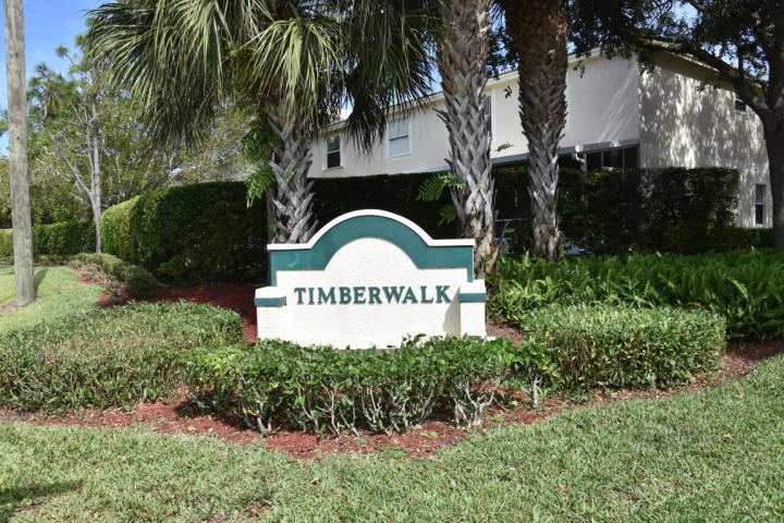 Primary Photo - 352 Timberwalk Trl