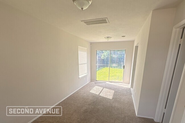 Foto del edificio - 993 Shelton Ln