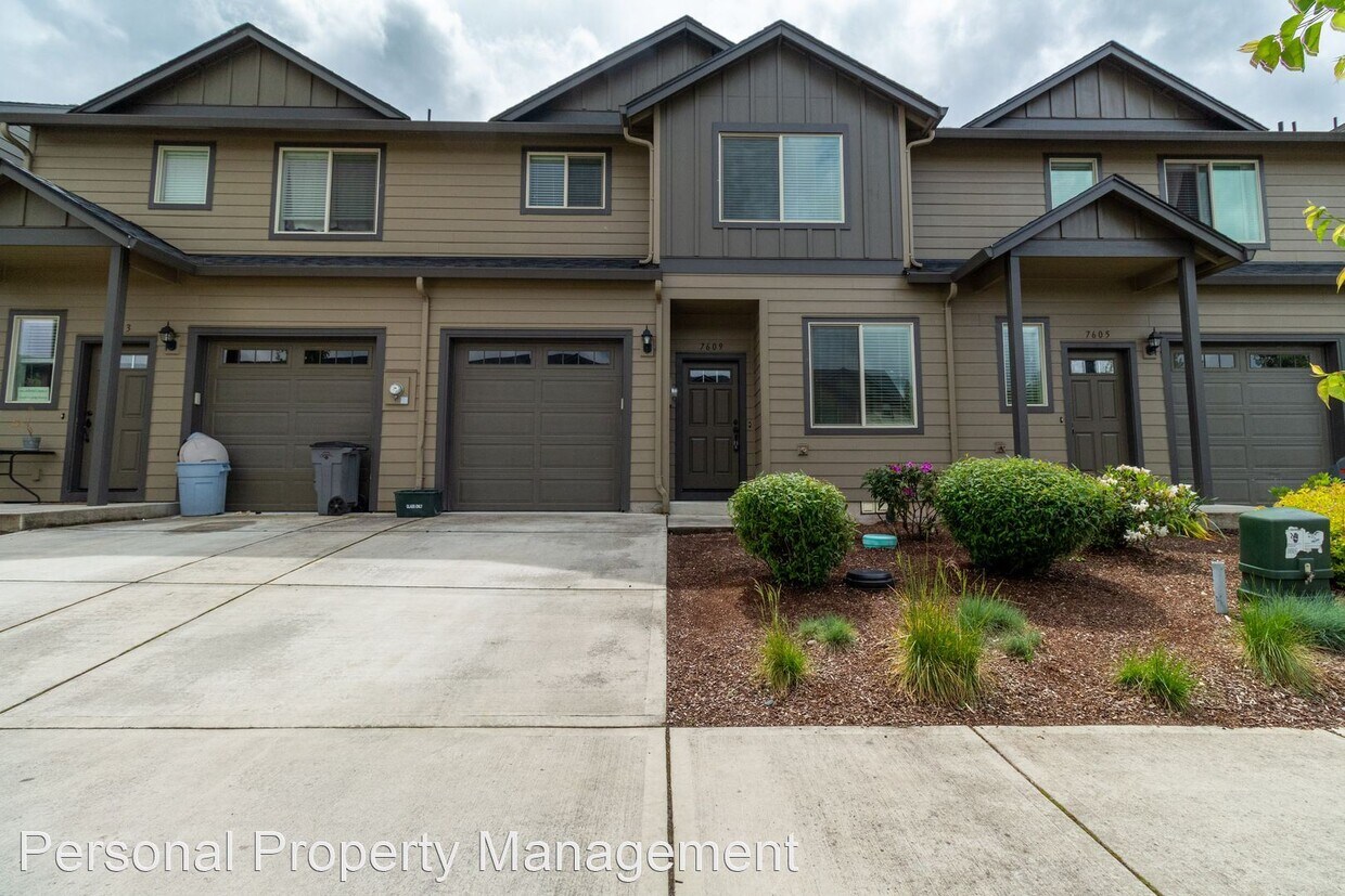 Foto principal - 4 br, 2.5 bath House - 7609 NE 31st Circle