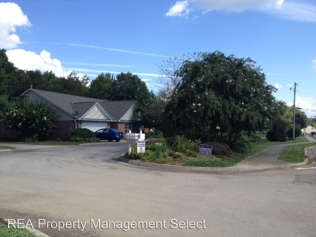 Primary Photo - 212 Concord Rd