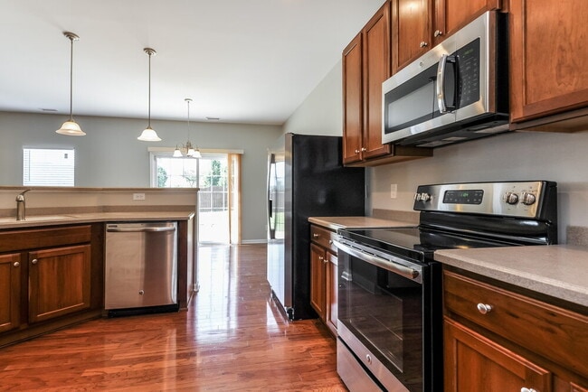 Building Photo - 1102 Braemar Highland Dr