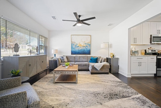 Foto del edificio - 2234 Edgemore Dr SE