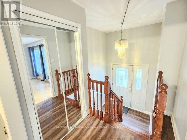 Photo du bâtiment - 2644 Windjammer Rd