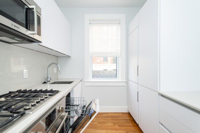 Foto del edificio - 15 Forest St