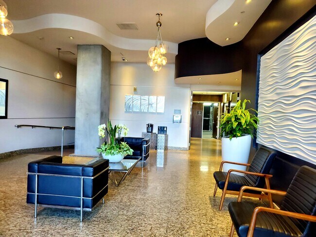 Foto del edificio - 1080 Park Blvd