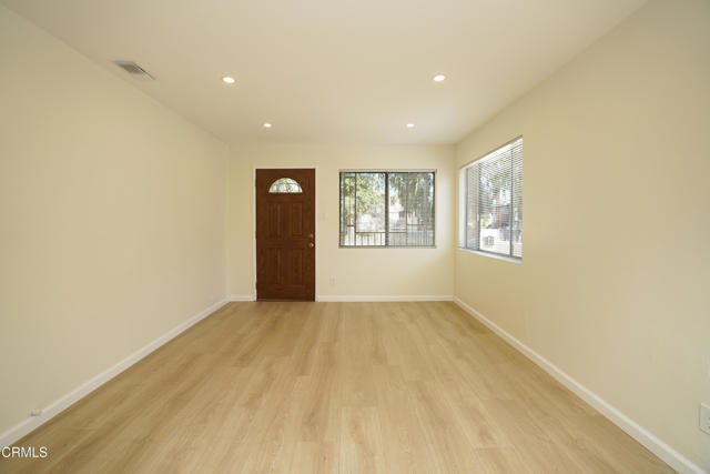 Foto del edificio - 2938 Warwick Ave