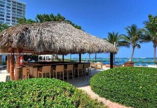 Building Photo - 3001 S Ocean Dr