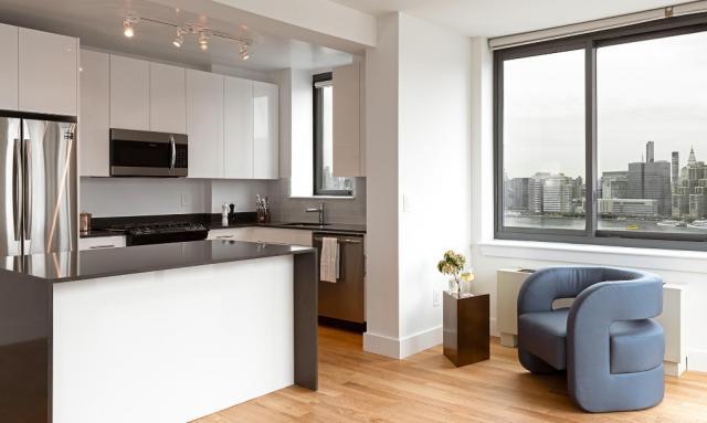 Foto principal - 1 bedroom in LONG ISLAND CITY NY 11109