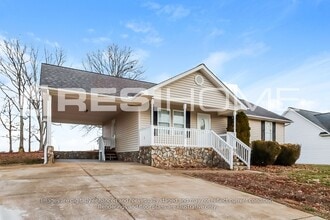 Building Photo - 239 Periwinkle St