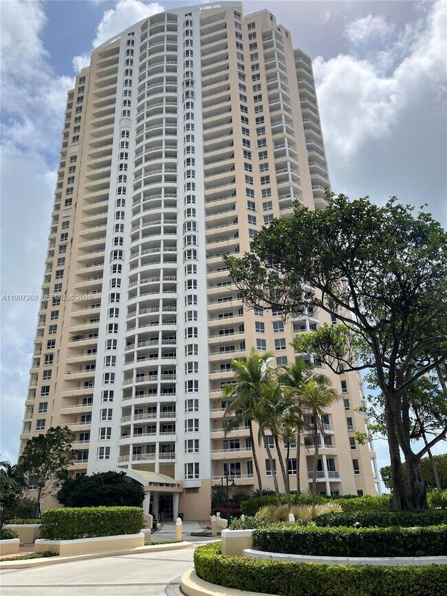 Foto del edificio - 808 Brickell Key Dr