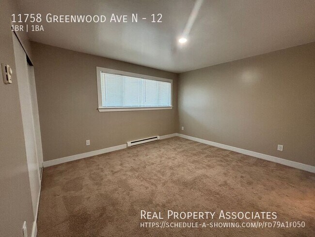 Foto del edificio - 11758 Greenwood Ave N