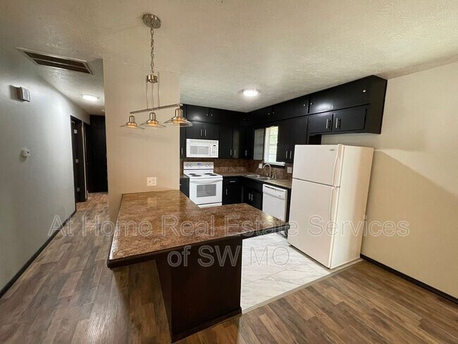 Foto del edificio - 2816 W Chicago St